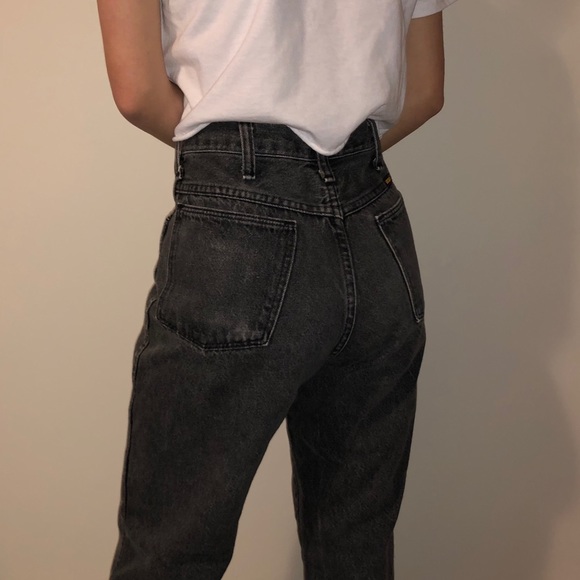 black rustler straight leg jeans - Picture 2 of 4